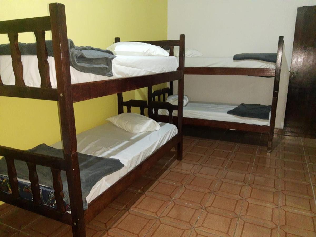 Hostel Le Castelle Caraguatatuba Exterior photo